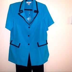 Allison Woods 2pc.Blue and Black Pants suit Size A6